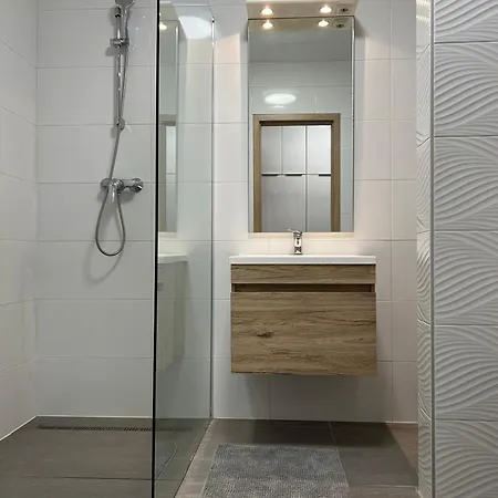 Apartamento Nmg - Felsomalom Utca Pécs